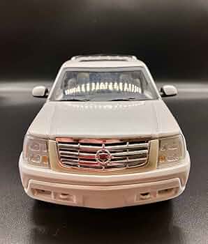 キャデラック エスカレード ESV 2003 1/18 ミニカー Y0967 キャデラック エスカレード ESV 2003 1/18 ミニカー Y0967